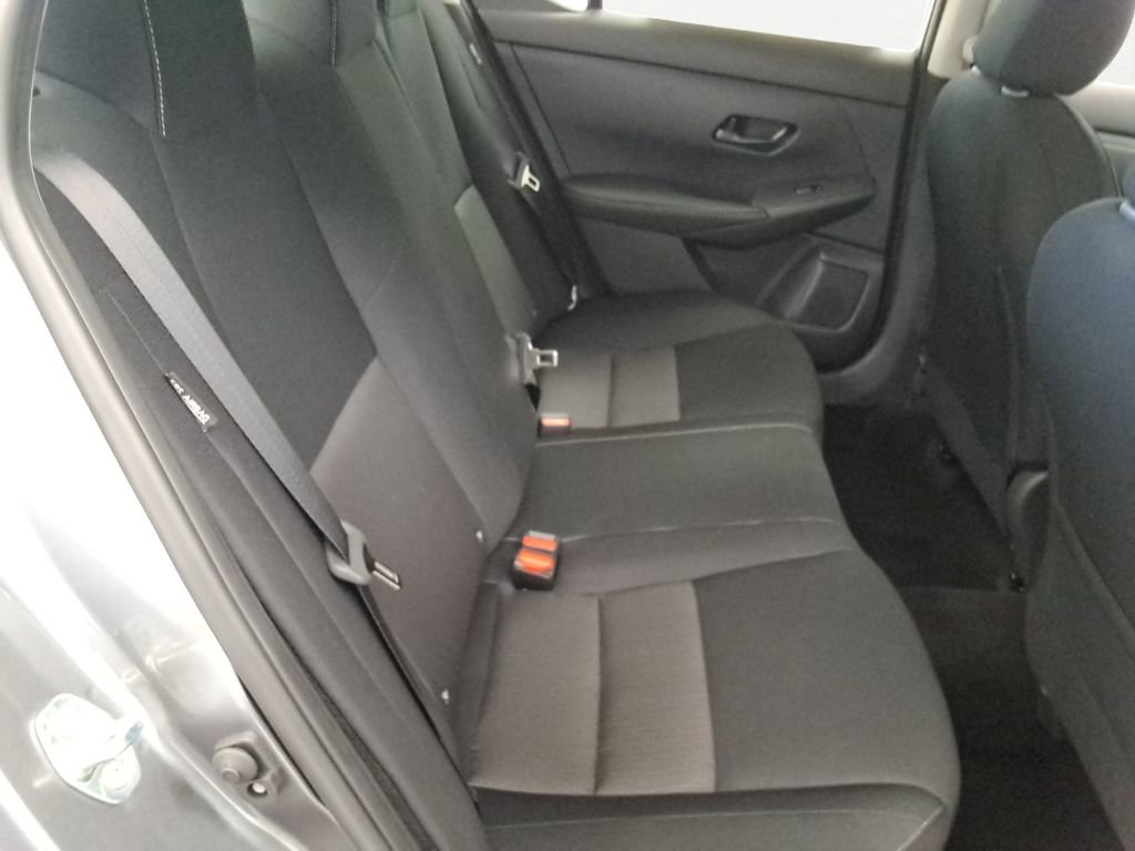 Used 2025 Nissan Sentra SV image 15