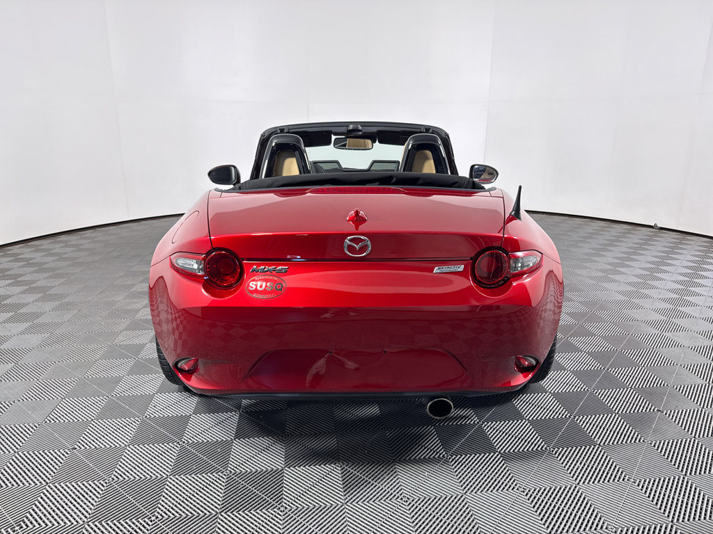 Used 2016 MAZDA MX-5 Miata Grand Touring RWD image 23