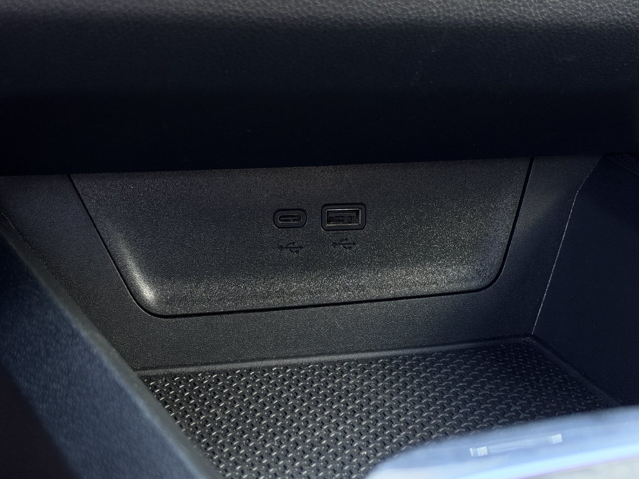 Certified 2026 Chevrolet Equinox LT FWD image 20