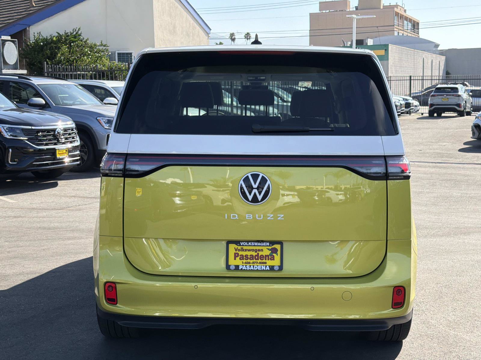 Certified 2025 Volkswagen ID. Buzz 1st Edition RWD image 4