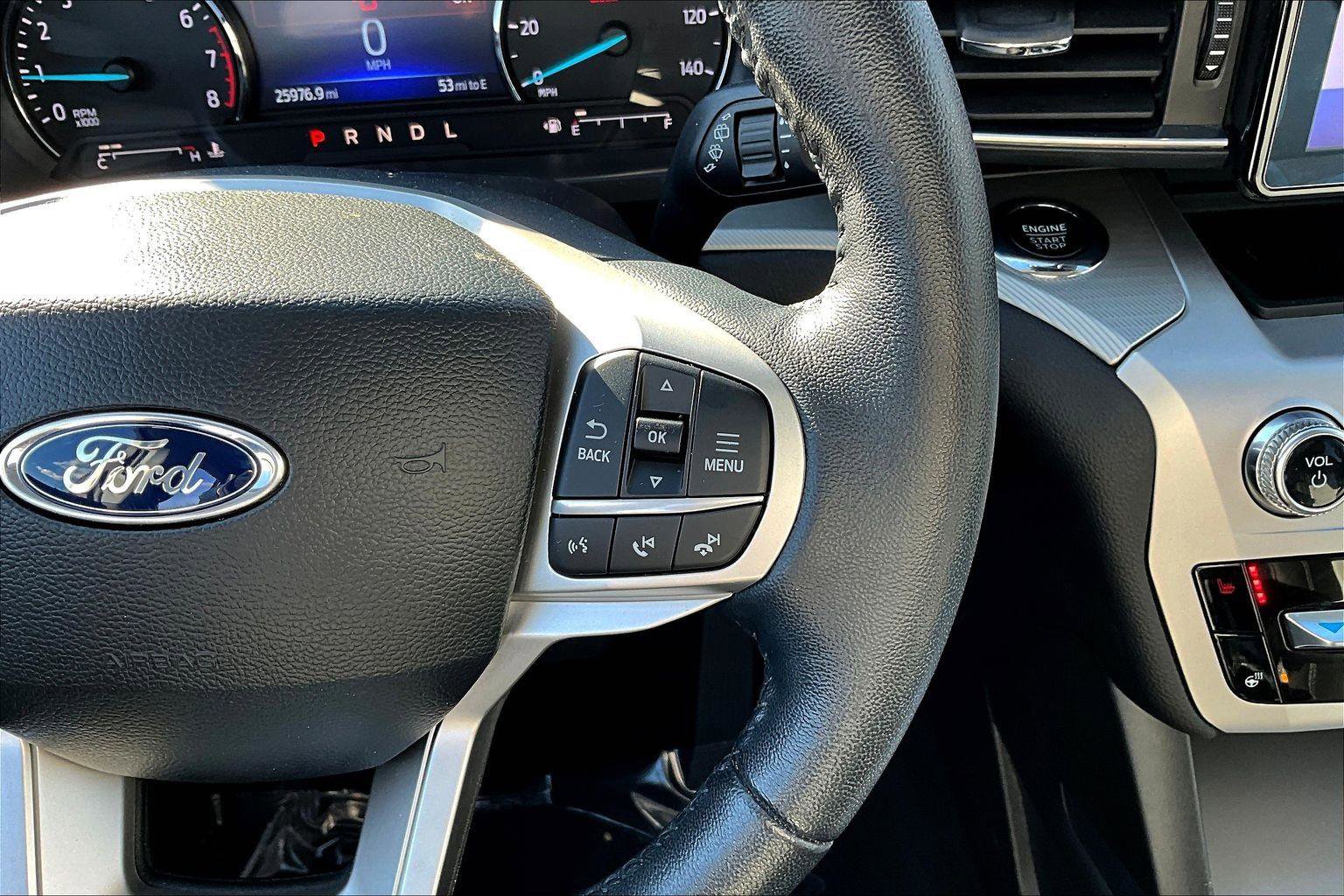 Used 2022 Ford Explorer XLT w/ Equipment Group 202A image 10