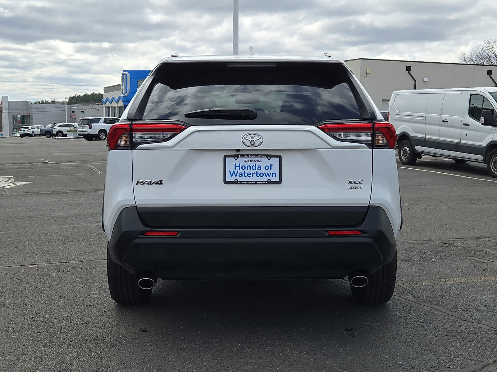 Used 2025 Toyota RAV4 XLE image 6