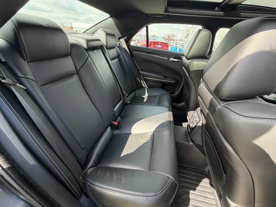 Used 2023 Chrysler 300 S w/ Comfort Group image 31
