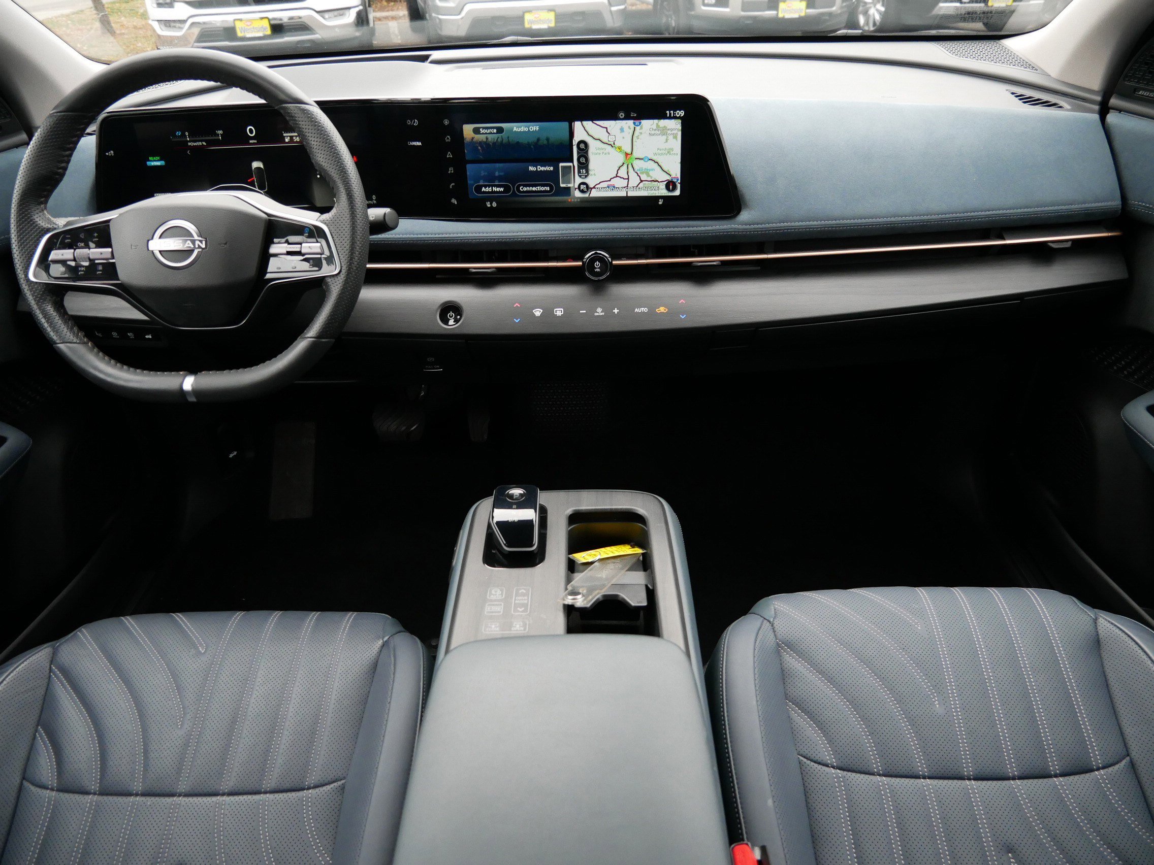 Used 2024 Nissan Ariya PLATINUM+ image 10