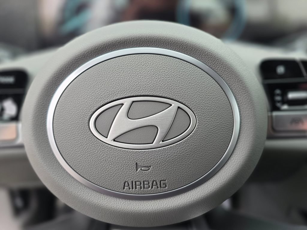 New 2026 Hyundai Elantra Sport FWD image 24