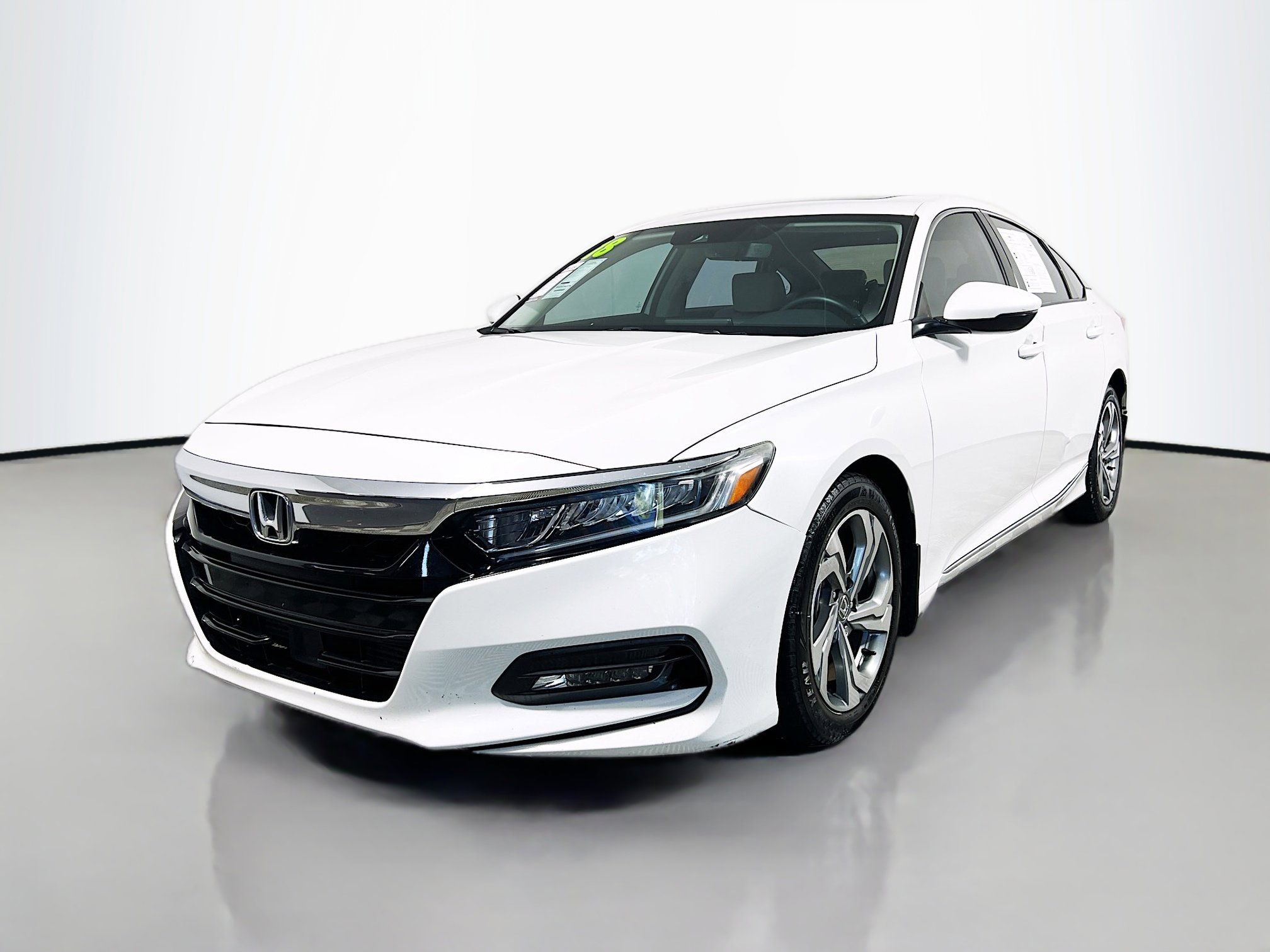 Used 2018 Honda Accord EX-L image 10