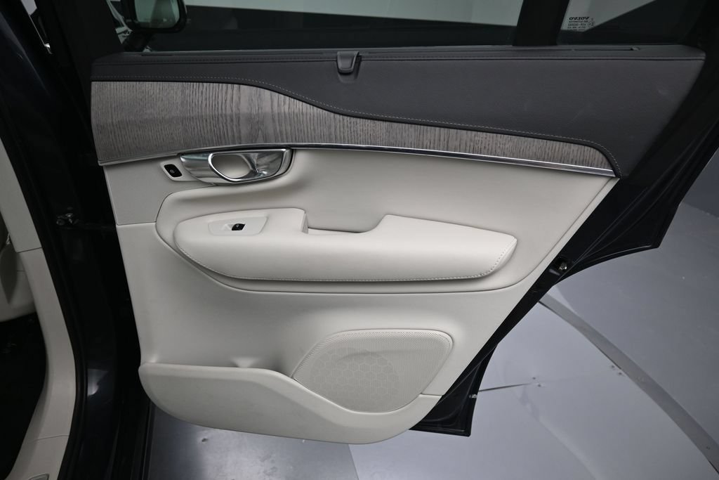Used 2021 Volvo XC90 T6 Inscription w/ Advanced Package AWD/4WD image 36