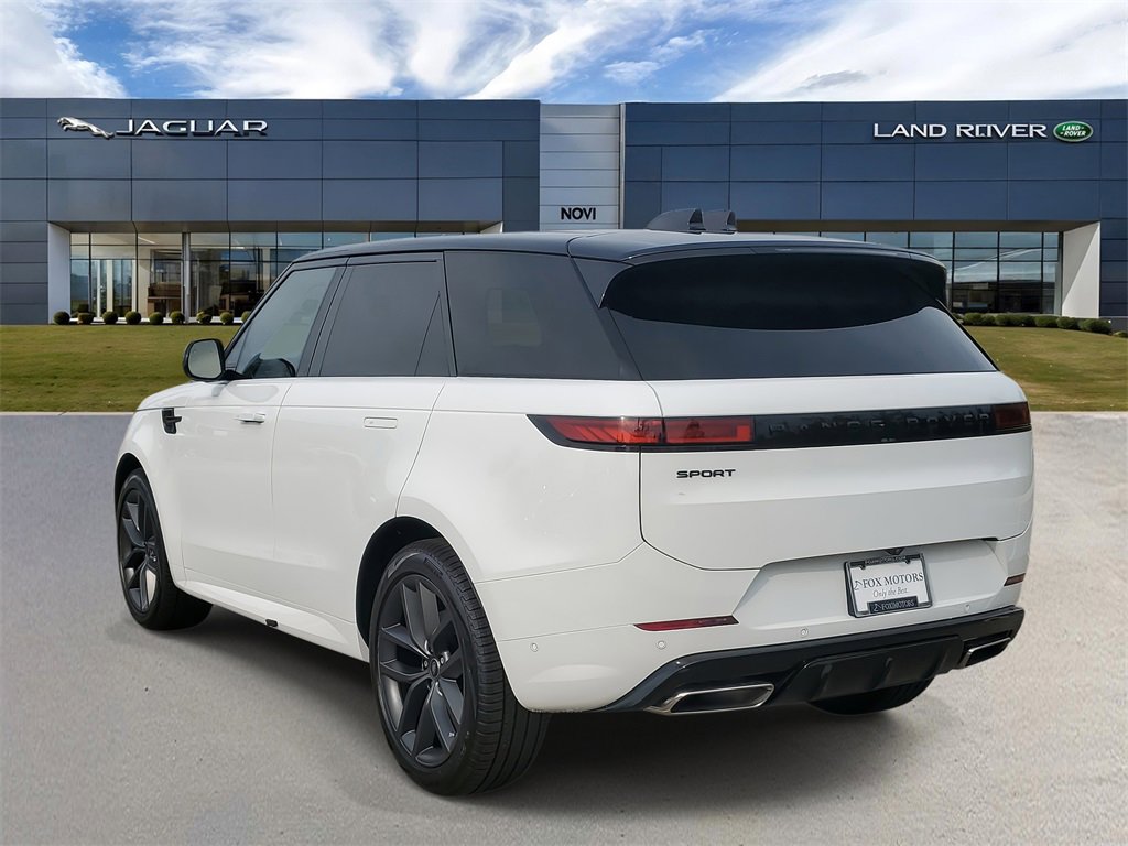 New 2025 Land Rover Range Rover Sport Dynamic SE image 2