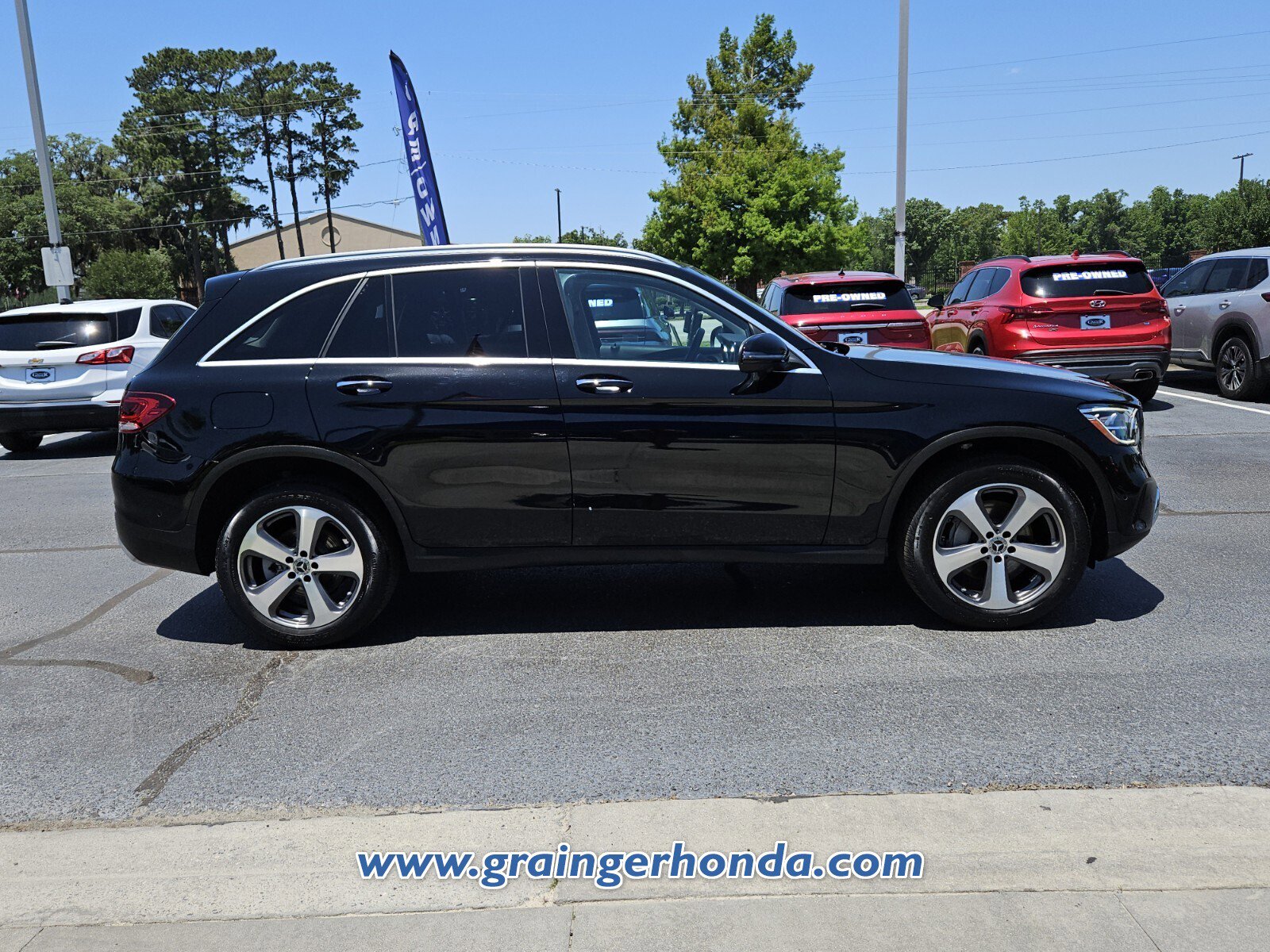 Used 2022 Mercedes-Benz GLC 300 image 6