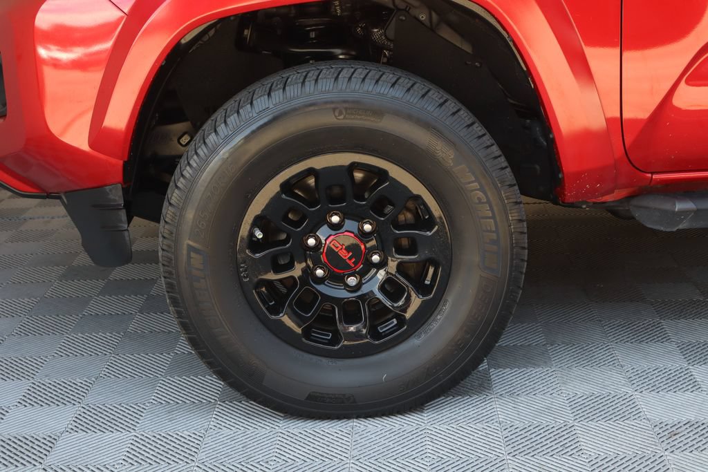 Used 2023 Toyota Tacoma SR5 w/ Technology Package AWD/4WD image 45