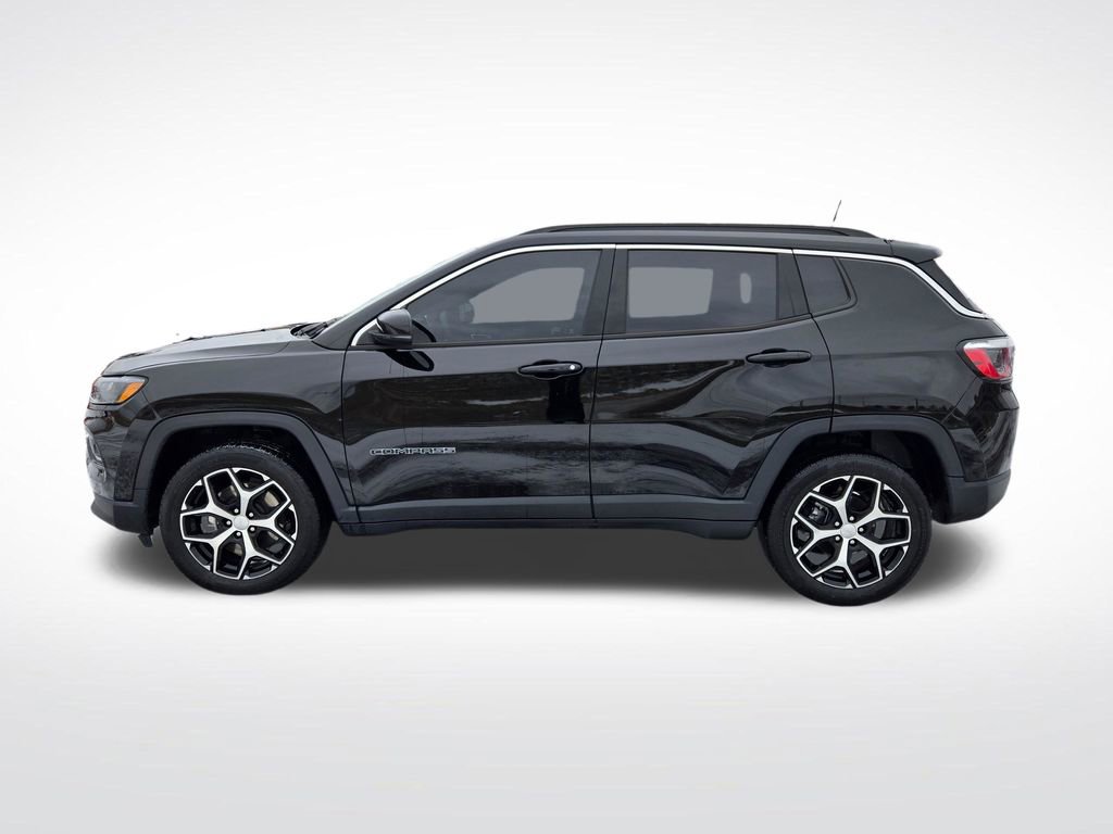 Used 2024 Jeep Compass Limited image 8