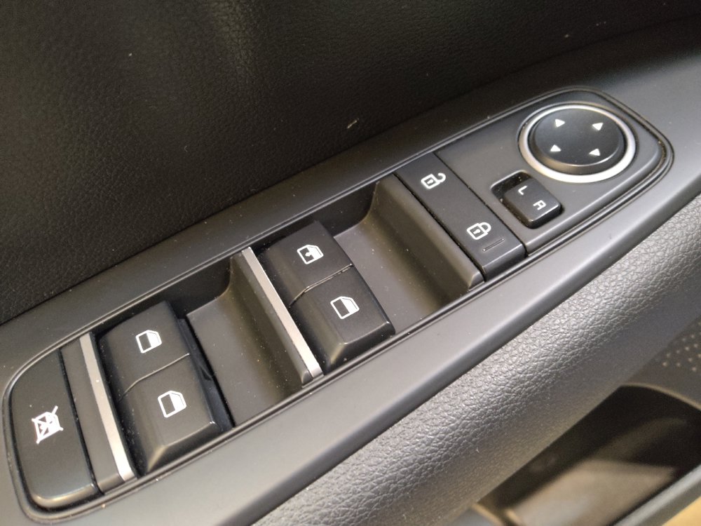 Used 2023 Kia Forte LXS w/ LXS Technology Package FWD image 27