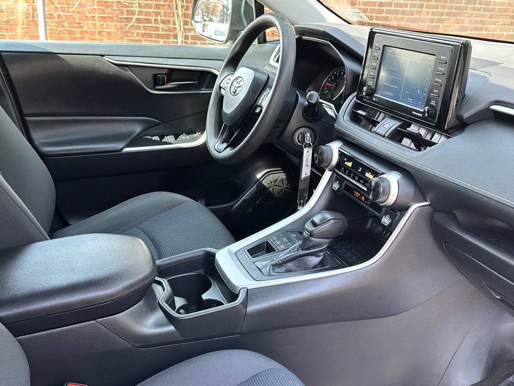 Certified 2020 Toyota RAV4 LE image 8