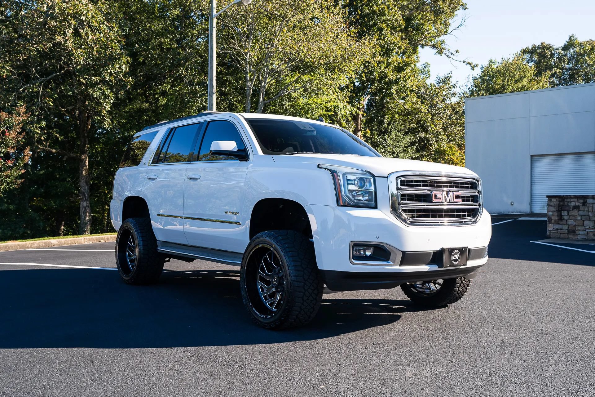 Used 2015 GMC Yukon SLT RWD image 12