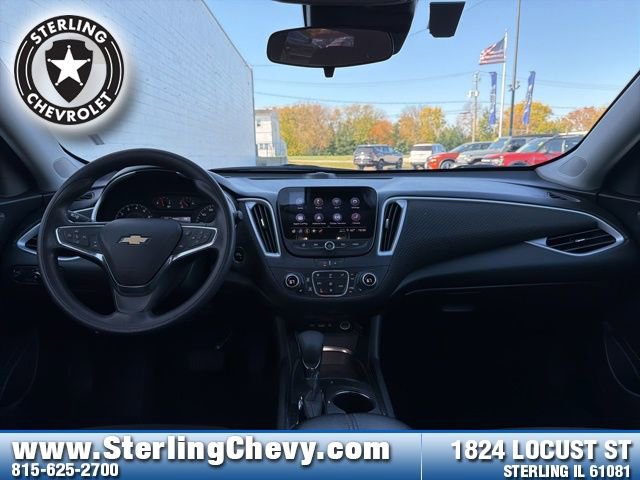 Used 2023 Chevrolet Malibu LT FWD image 9