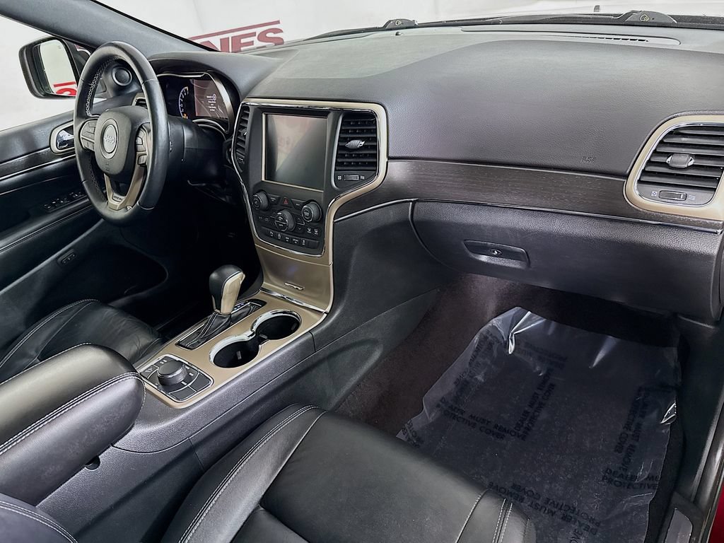 Used 2017 Jeep Grand Cherokee Limited AWD/4WD image 34