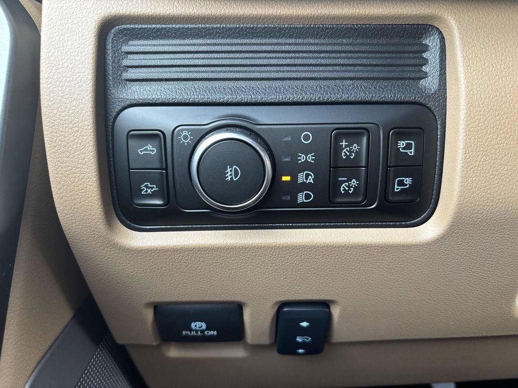 New 2026 Ford F250 Lariat w/ Lariat Premium Package AWD/4WD image 38