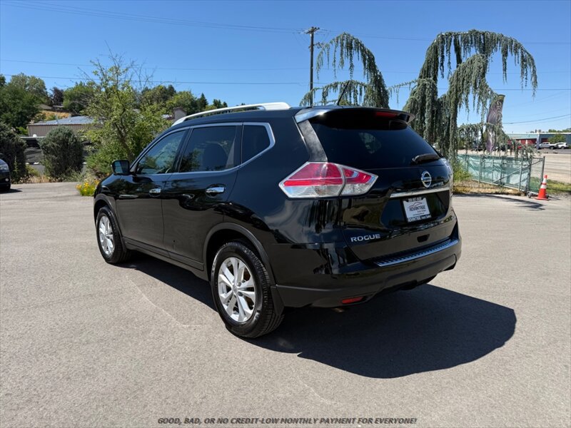 Used 2015 Nissan Rogue SV w/ SV Premium Package AWD/4WD image 5