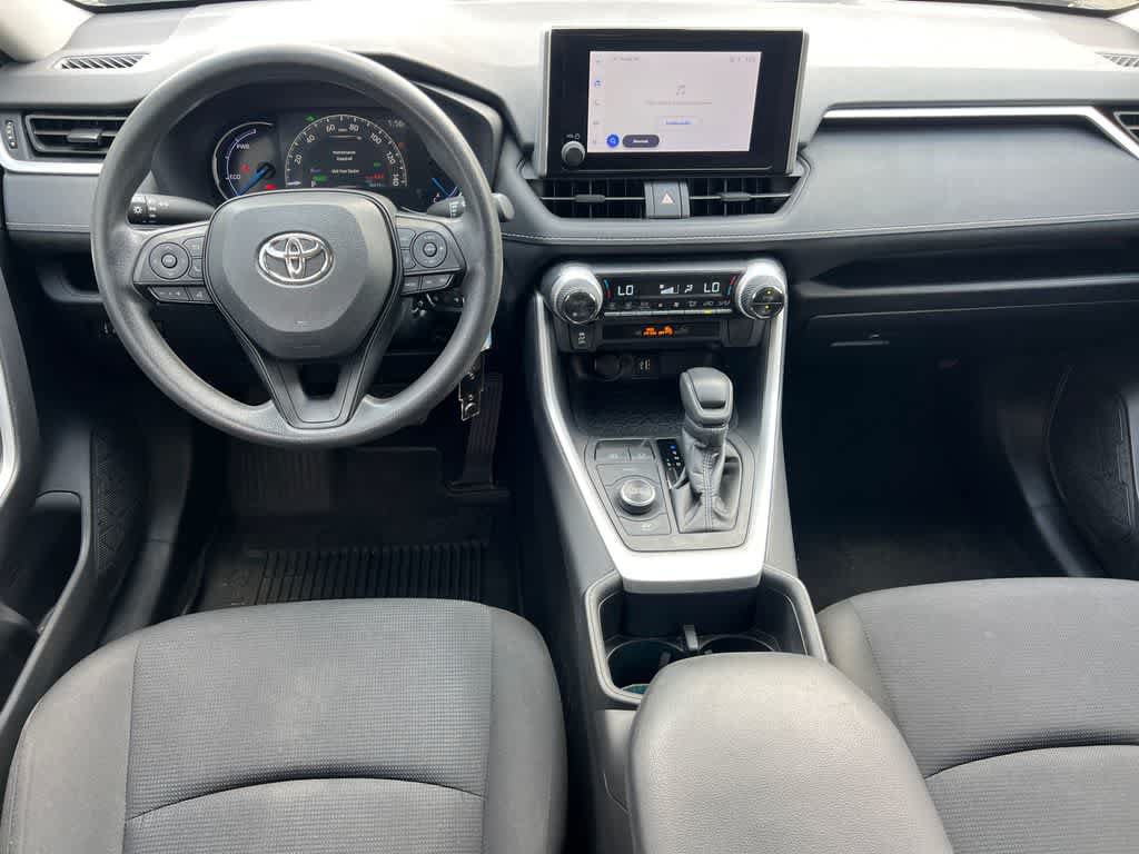 Used 2024 Toyota RAV4 LE AWD/4WD image 22
