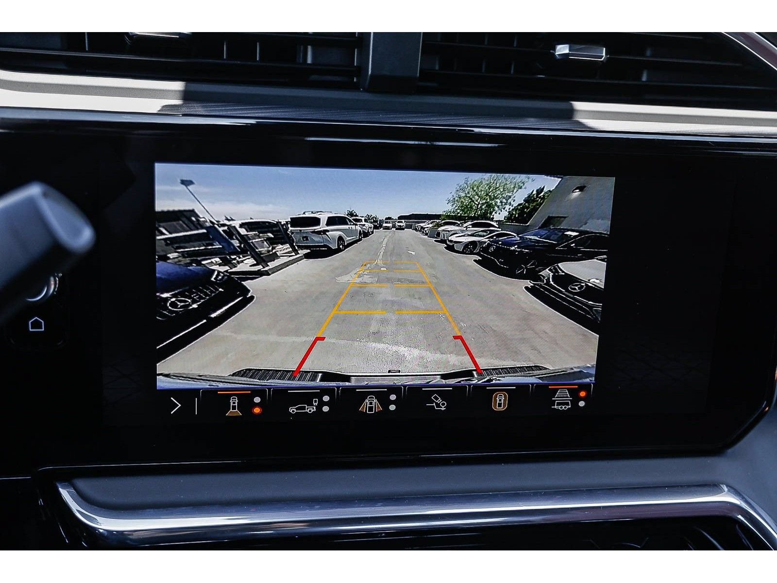 Used 2026 GMC Sierra 2500 Denali Ultimate AWD/4WD image 25