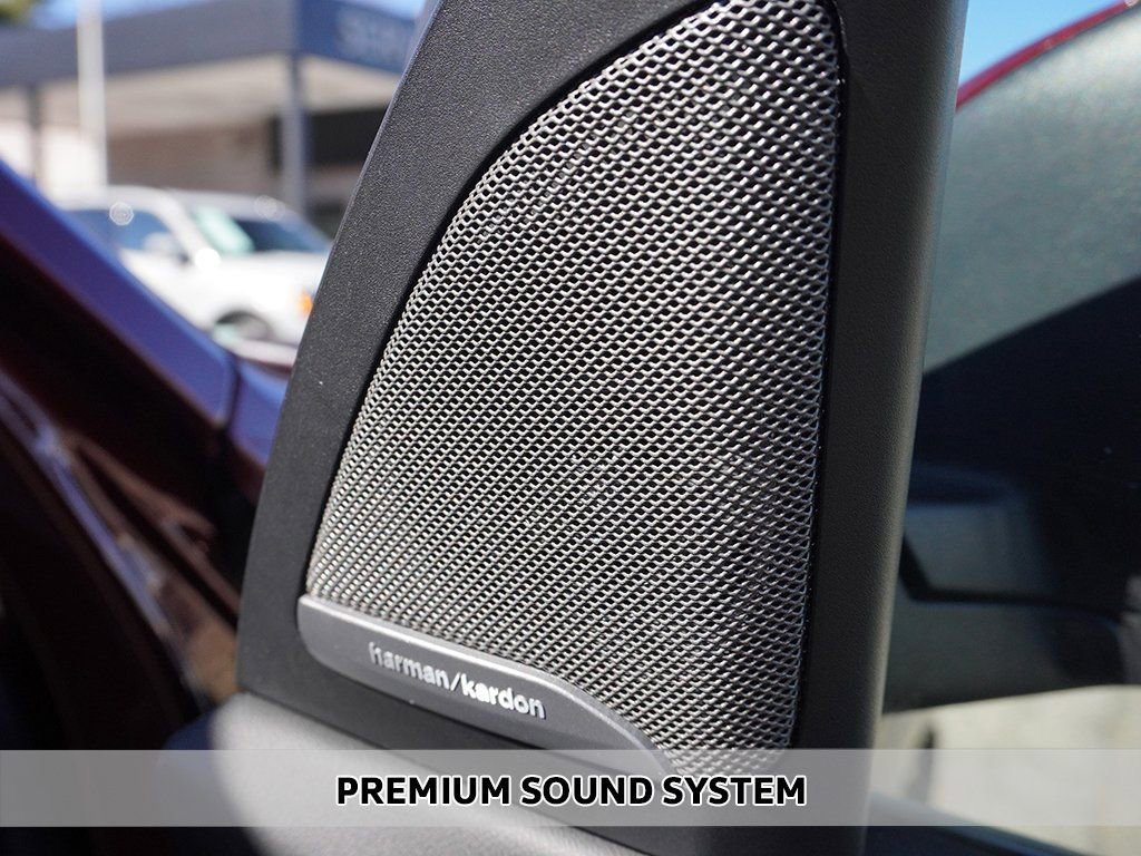 Used 2024 BMW X7 xDrive40i w/ Premium Package image 5