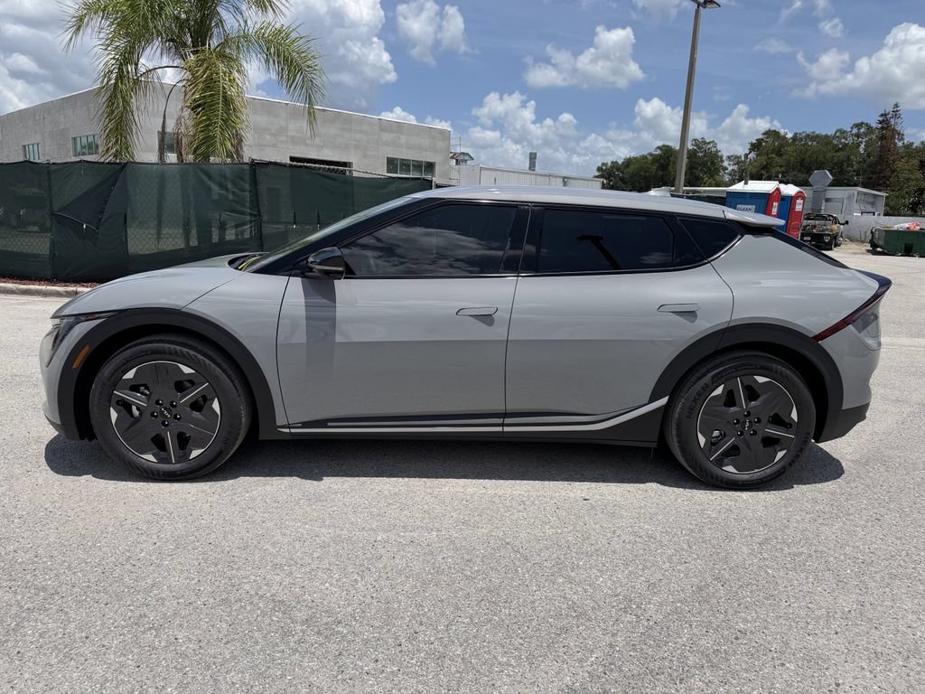 New 2026 Kia EV6 Light RWD image 6