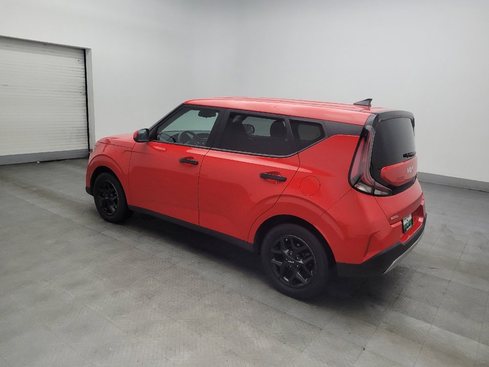 Used 2025 Kia Soul S FWD image 3