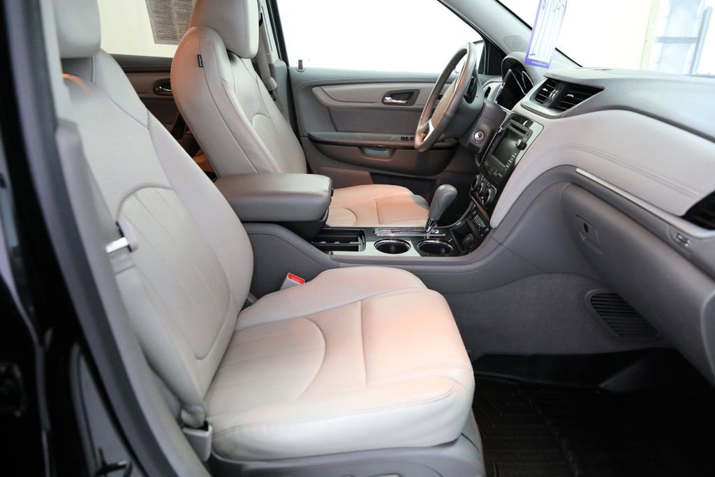Certified 2017 Chevrolet Traverse Premier image 13