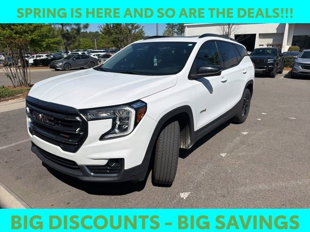 Used 2023 GMC Terrain AT4 image 1