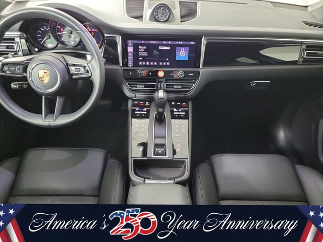 Used 2025 Porsche Macan AWD/4WD image 11
