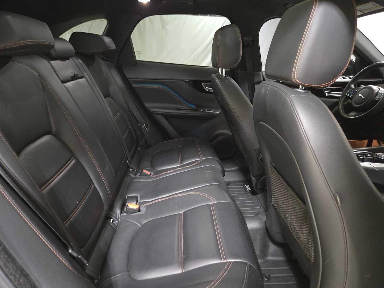 Used 2017 Jaguar F-PACE Prestige AWD/4WD image 12