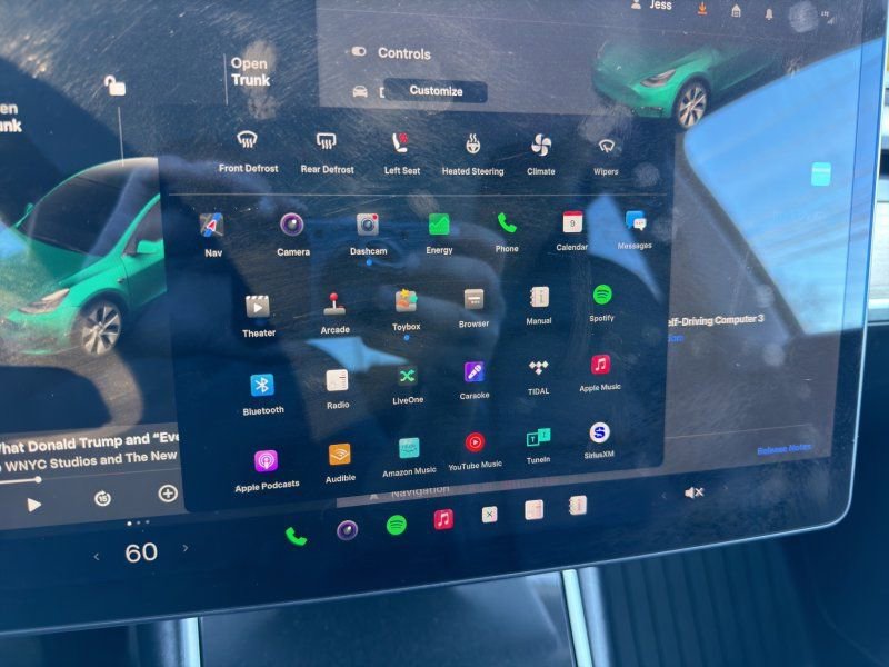 Used 2021 Tesla Model Y Long Range image 17