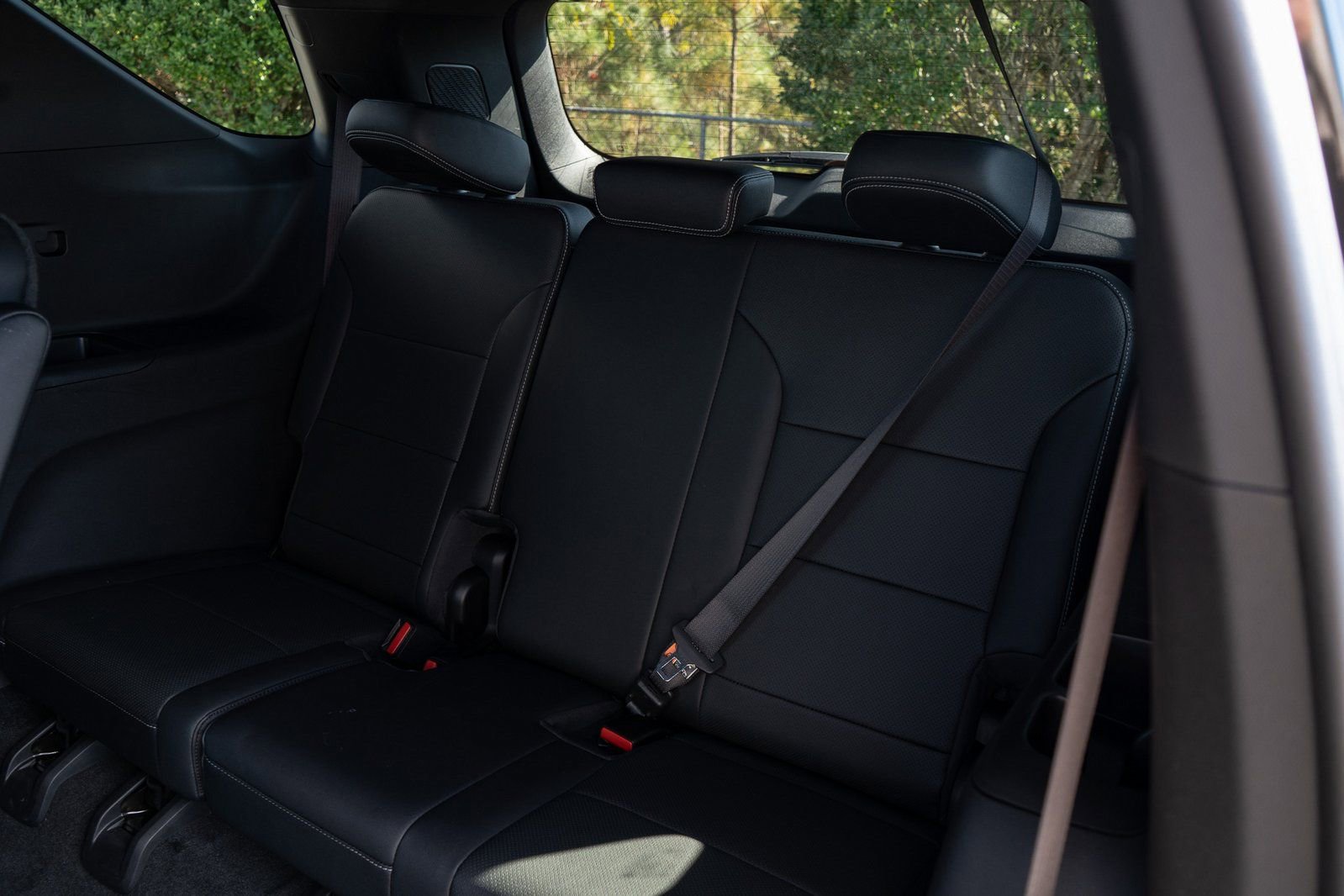 Used 2025 Chevrolet Traverse LT image 19