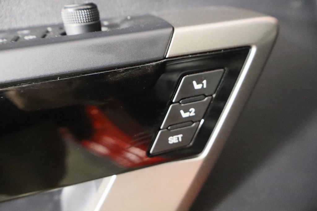 Used 2022 Toyota Tundra Limited RWD image 22