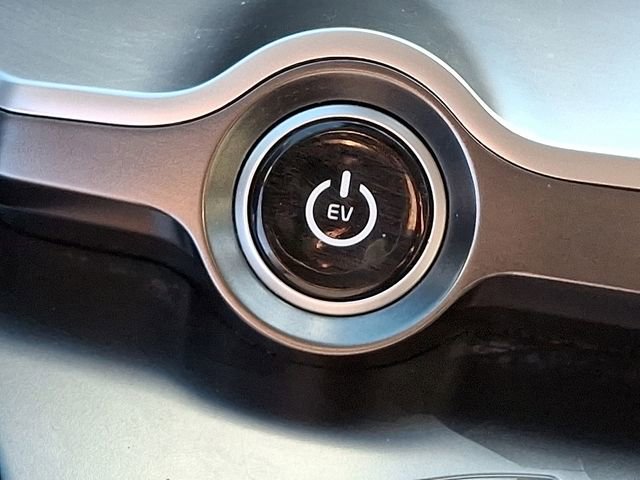 Used 2022 Kia EV6 Light image 26