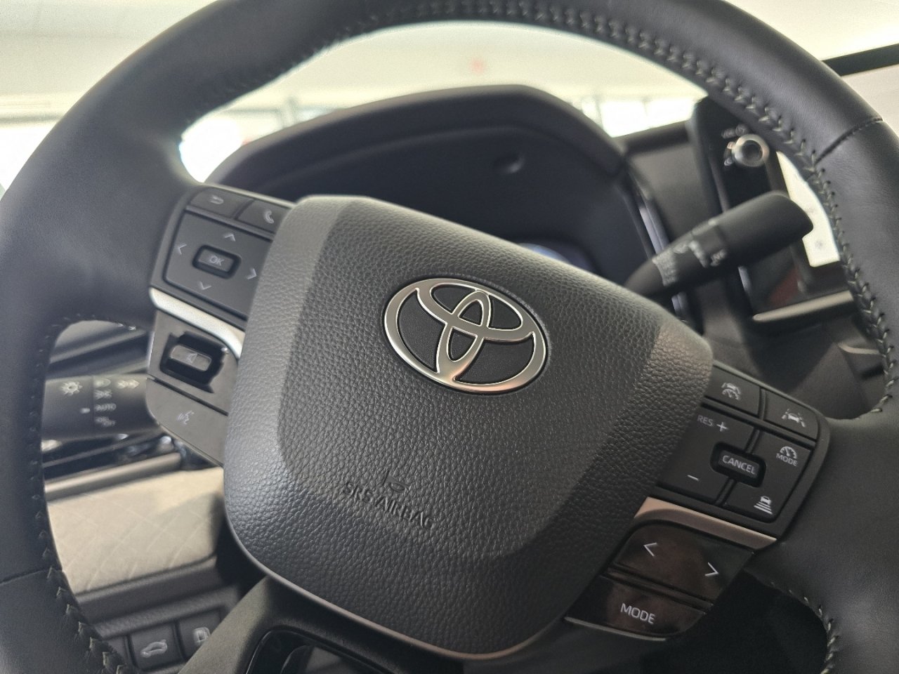 Certified 2025 Toyota Camry XLE FWD image 25