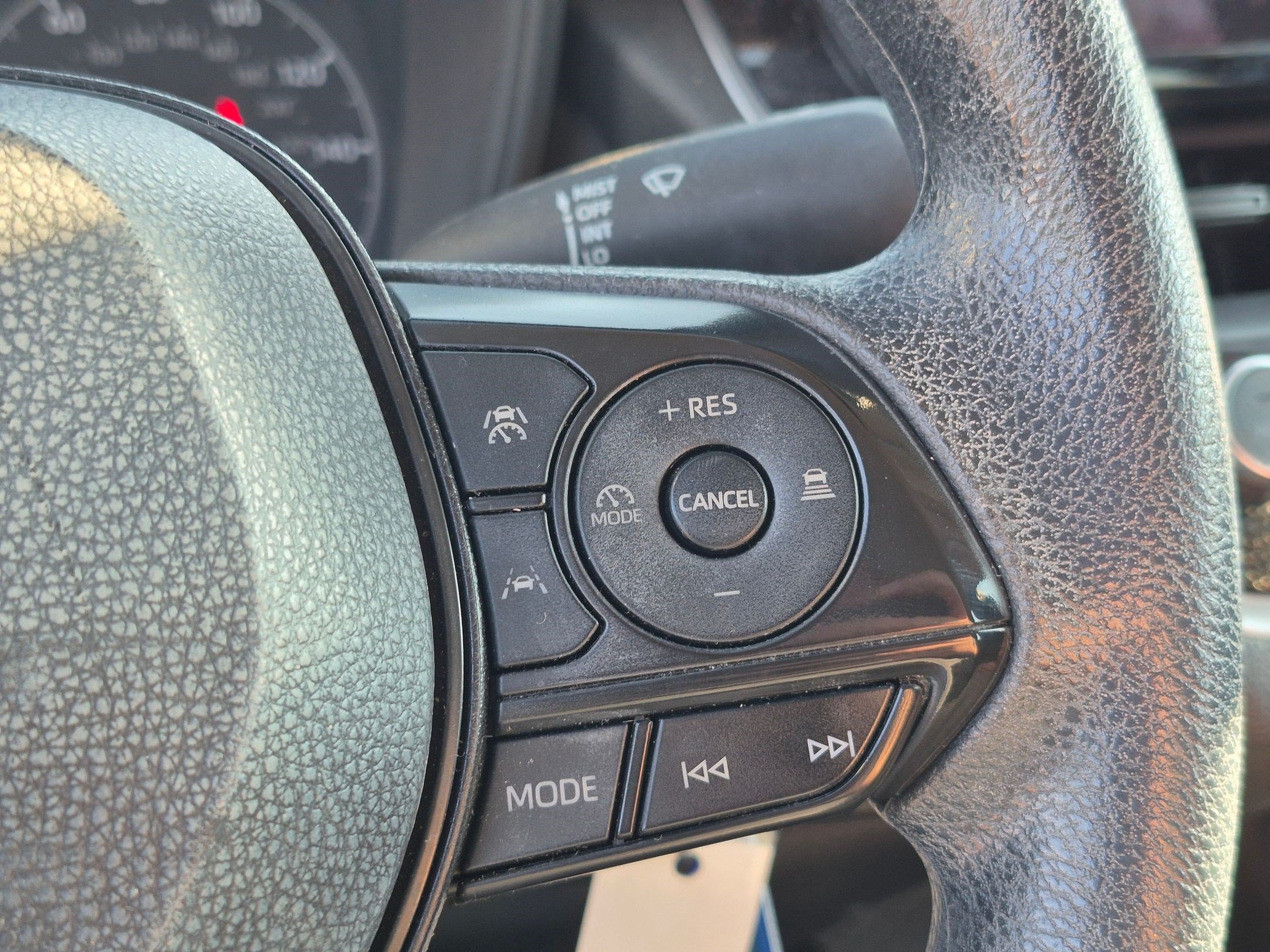 Used 2024 Toyota Corolla LE FWD image 21