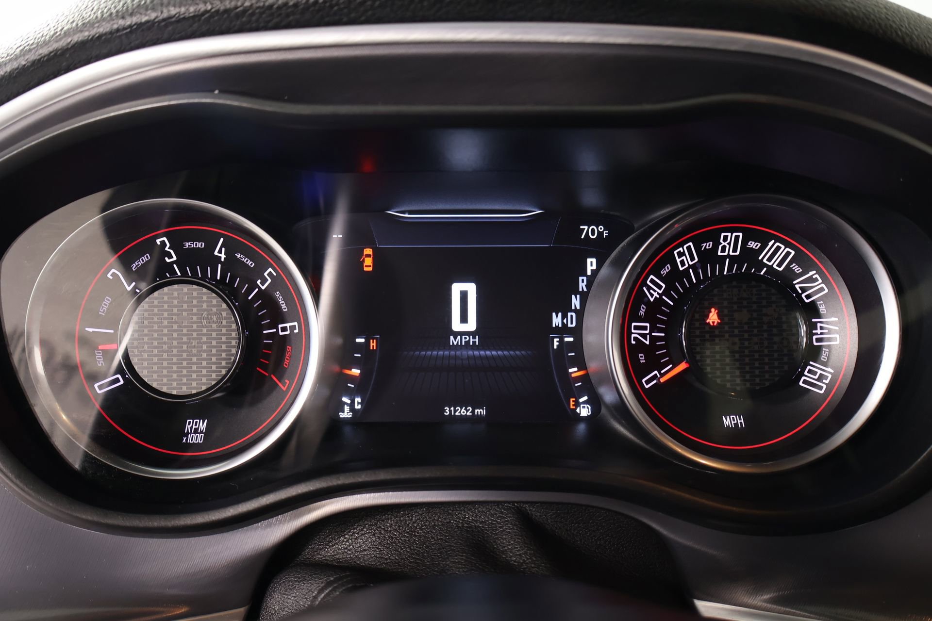 Used 2020 Dodge Challenger SXT RWD image 4