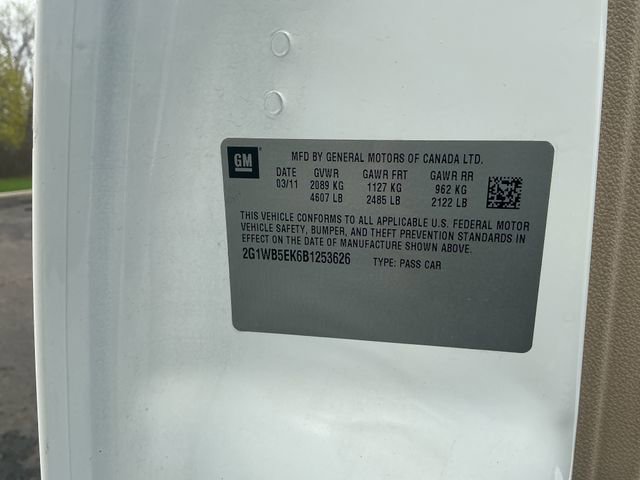 Used 2011 Chevrolet Impala LT w/ Luxury Edition Package image 28