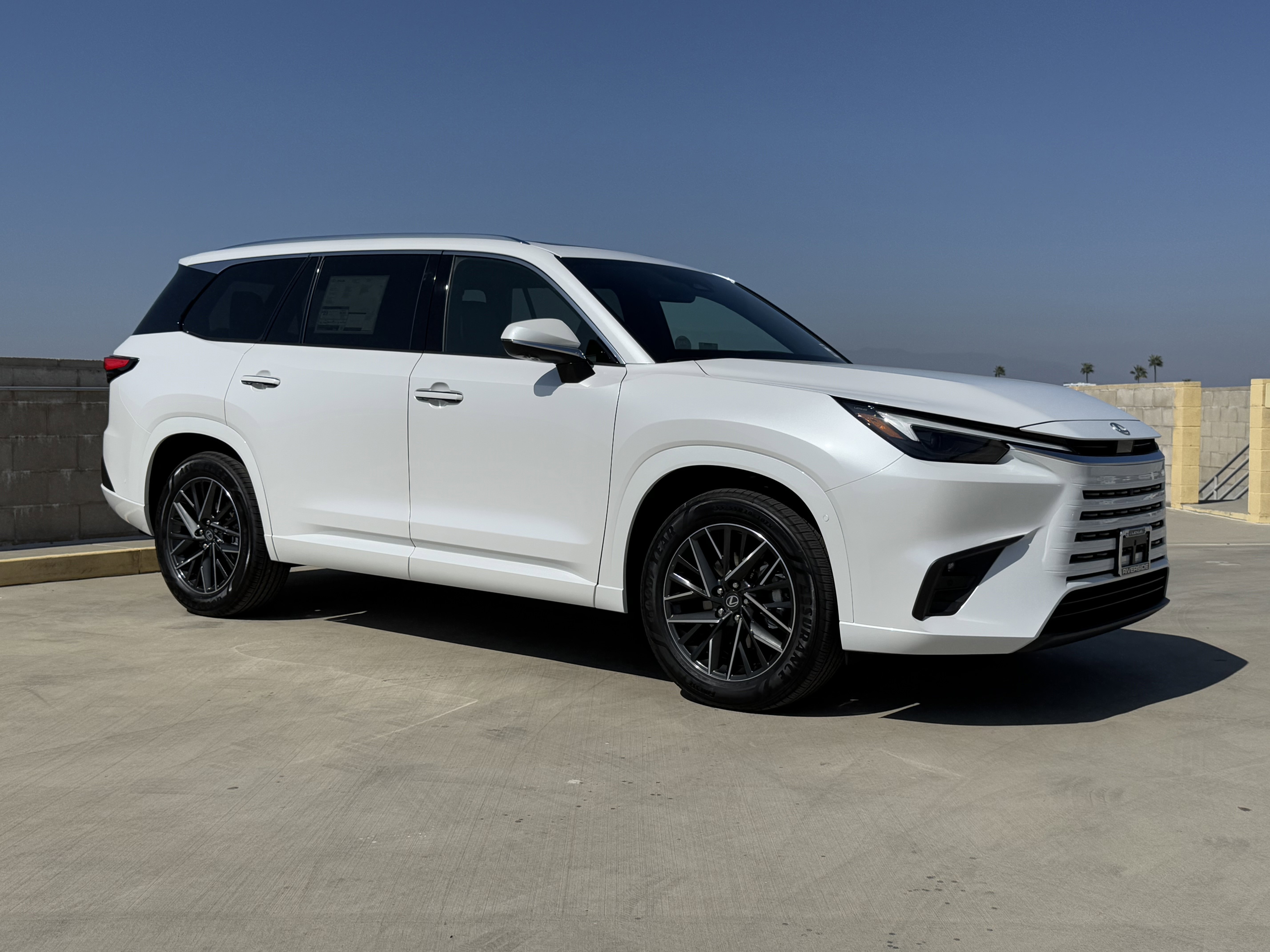 New 2026 Lexus TX 350 AWD image 2
