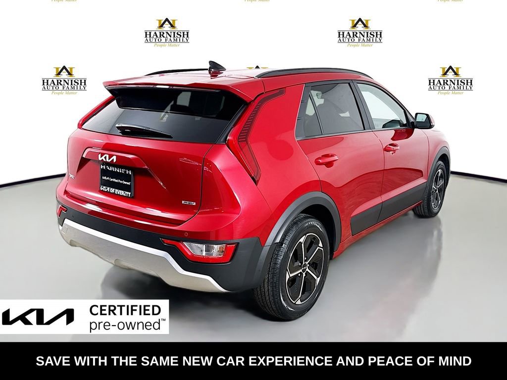 Certified 2025 Kia Niro LX image 7