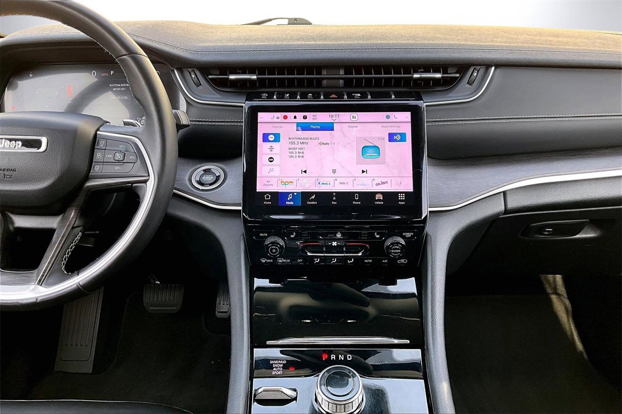 Certified 2022 Jeep Grand Cherokee L Limited image 12