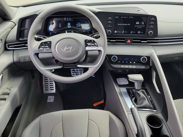 New 2026 Hyundai Elantra Sport FWD image 6