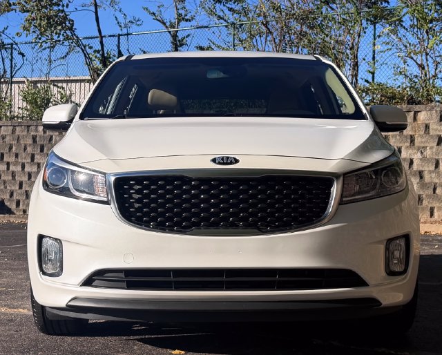 Used 2015 Kia Sedona SX FWD image 12