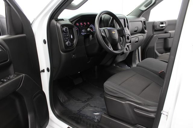 Used 2020 Chevrolet Silverado 1500 Custom w/ Custom Convenience Package AWD/4WD image 15