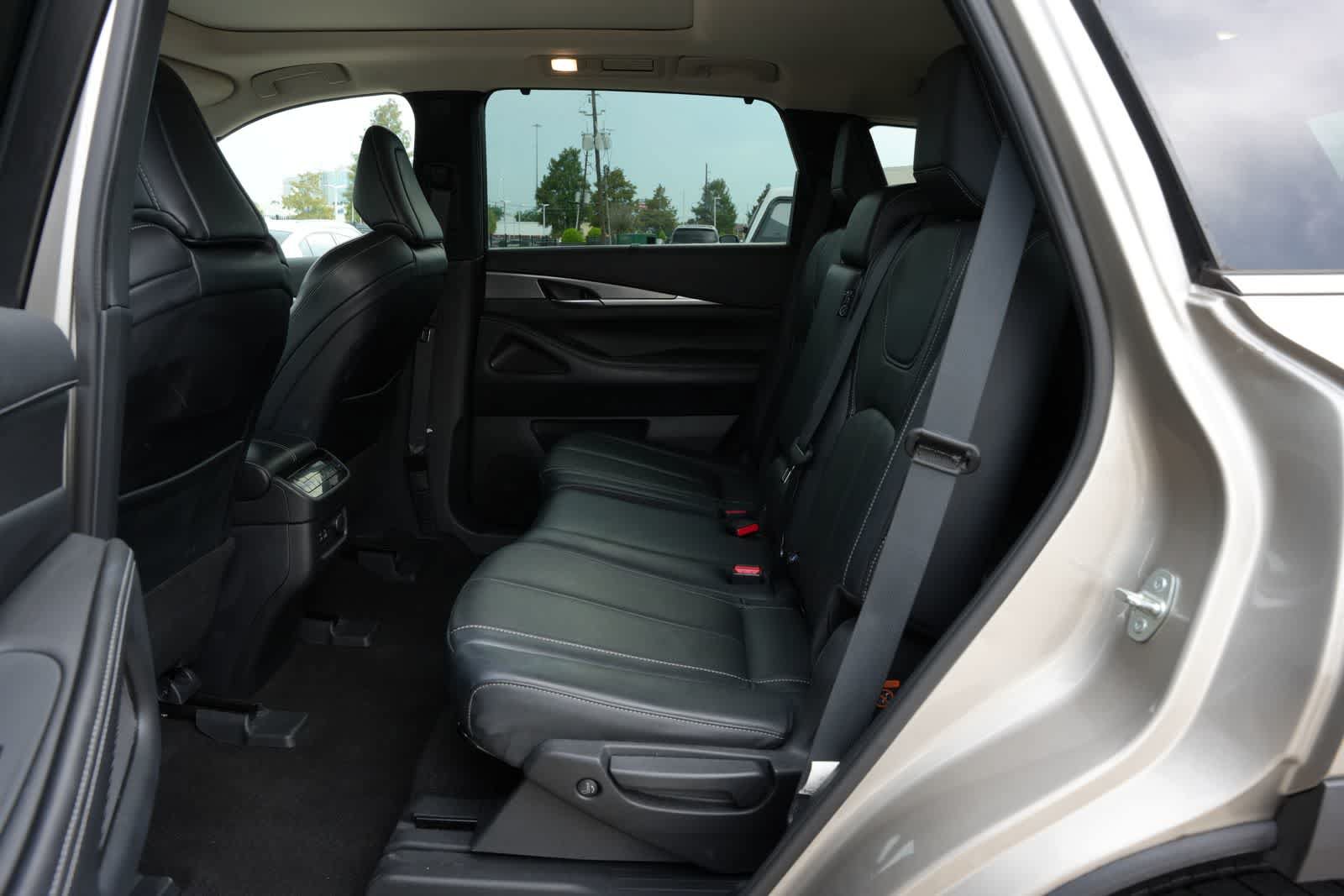 Certified 2023 INFINITI QX60 Luxe w/ Cargo Package AWD/4WD image 18