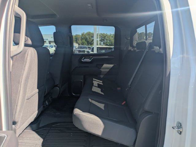 New 2026 GMC Sierra 1500 SLE w/ Preferred Package RWD image 16