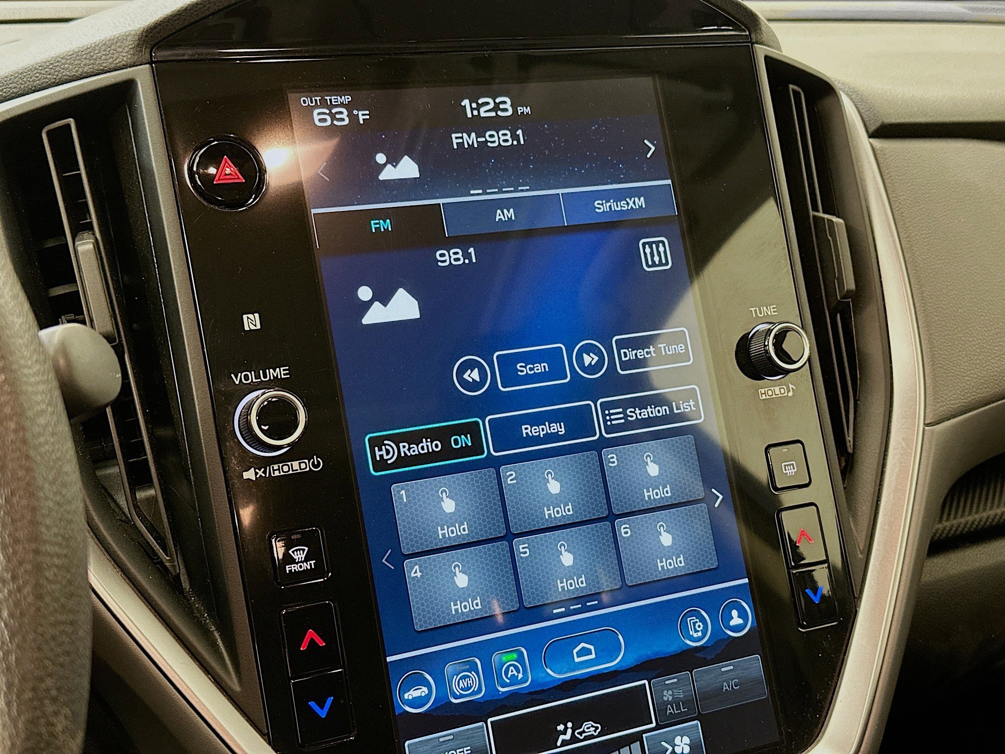 Used 2025 Subaru Crosstrek 2.0i Premium image 21