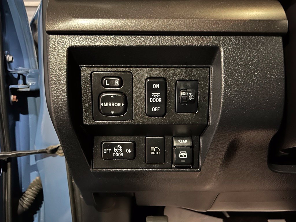 Used 2019 Toyota Tundra SR5 AWD/4WD image 20