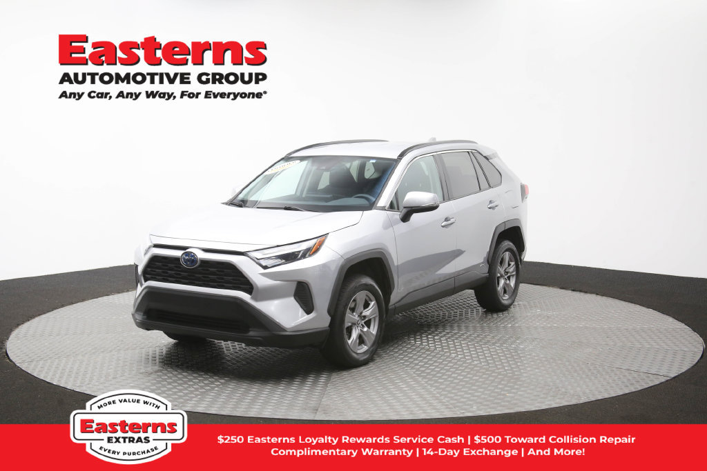 Used 2024 Toyota RAV4 XLE AWD/4WD image 54